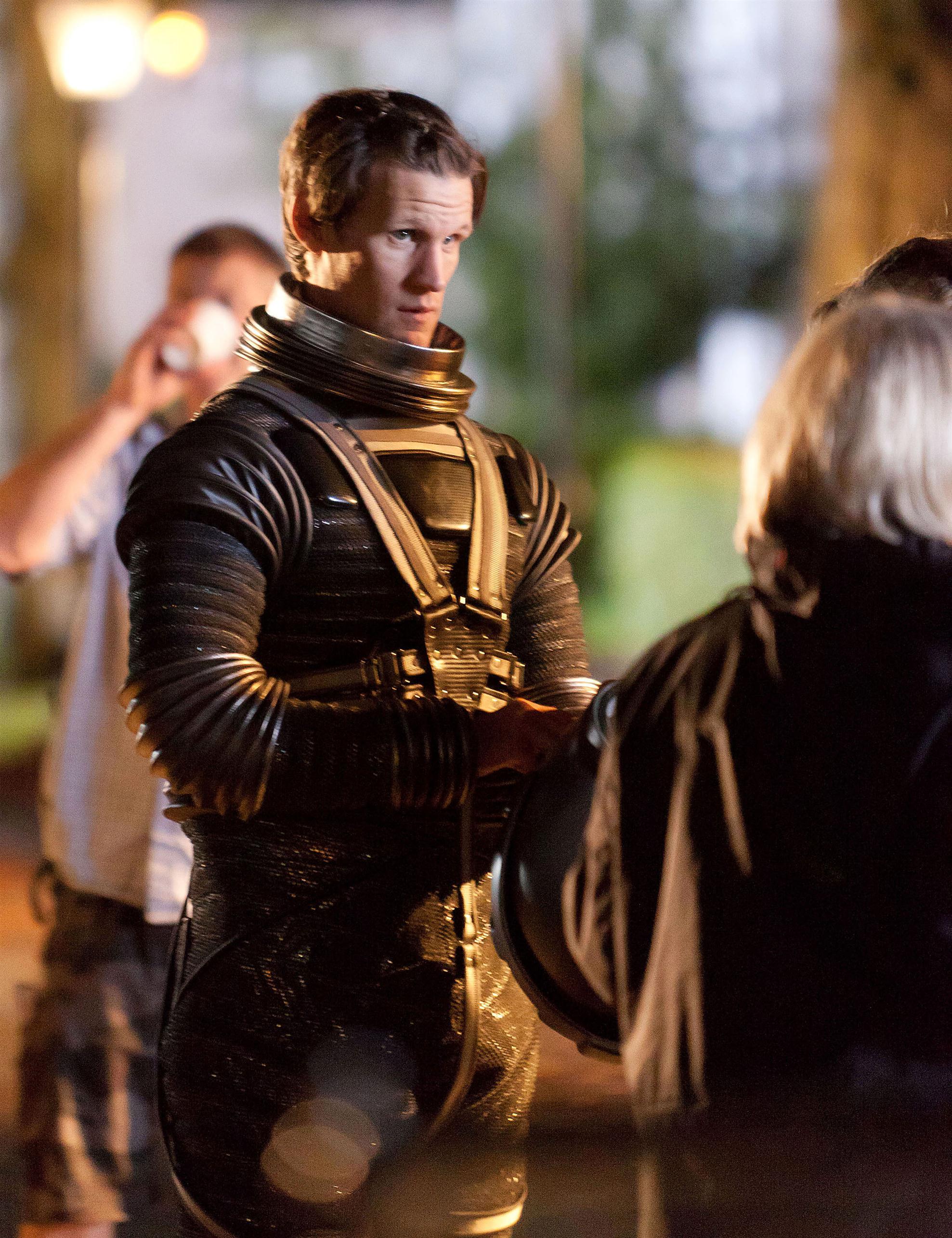 Matt Smith as Doctor Who filming the Christmas Special | Picture 87420